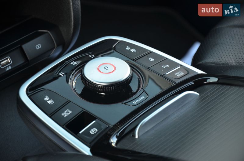 Внедорожник / Кроссовер Kia Niro 2020 в Трускавце фото 50 Внедорожник / Кроссовер Kia Niro 2020 в Трускавце