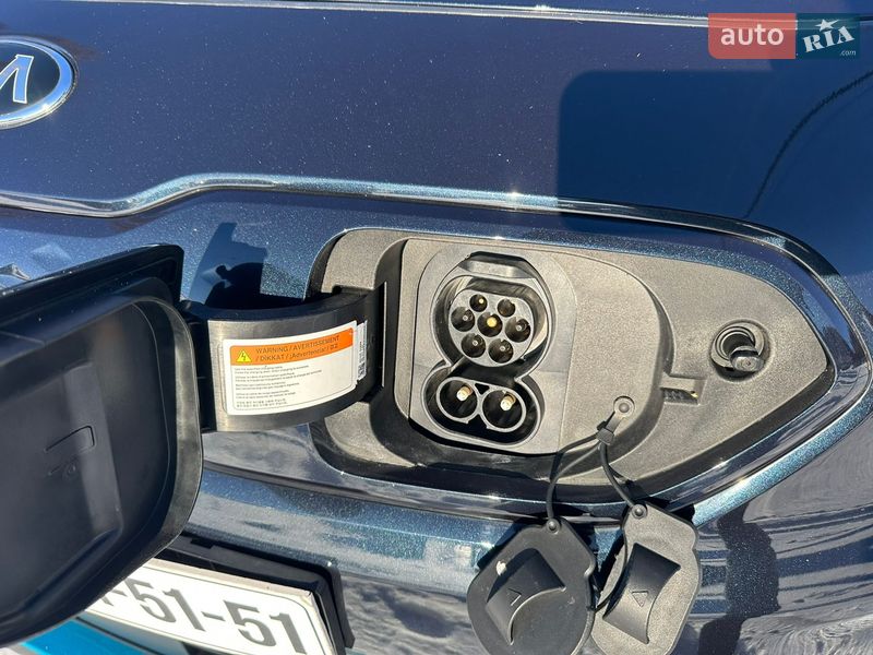 Внедорожник / Кроссовер Kia Niro 2020 в Киеве