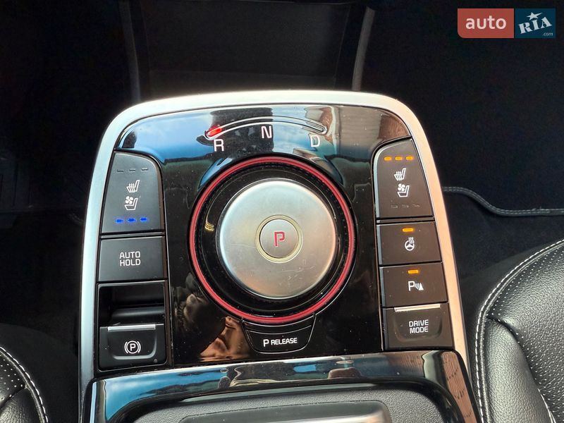 Внедорожник / Кроссовер Kia Niro 2020 в Ровно