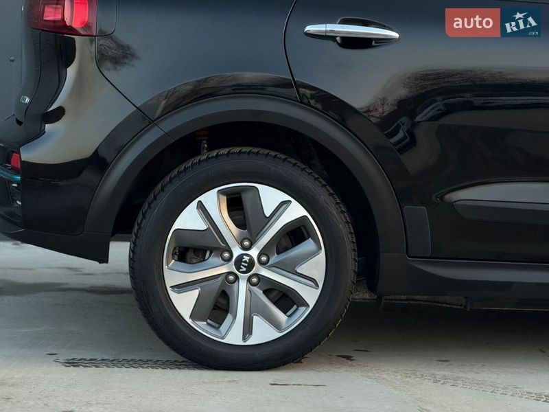 Внедорожник / Кроссовер Kia Niro 2020 в Дубно фото 42 Внедорожник / Кроссовер Kia Niro 2020 в Дубно