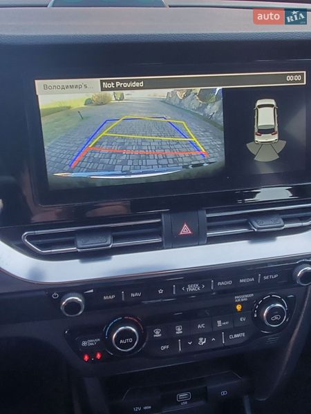 Внедорожник / Кроссовер Kia Niro 2020 в Снятине