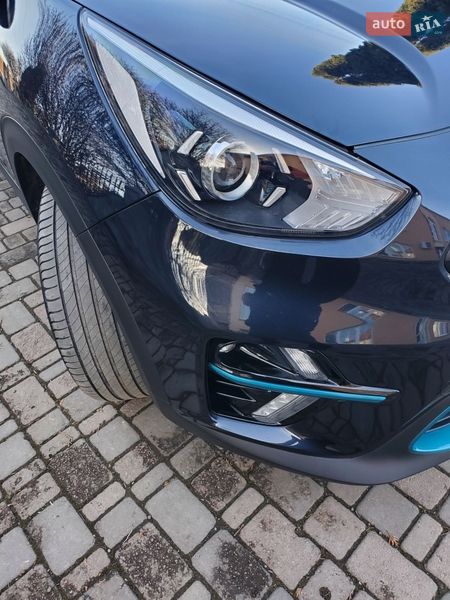 Внедорожник / Кроссовер Kia Niro 2020 в Снятине