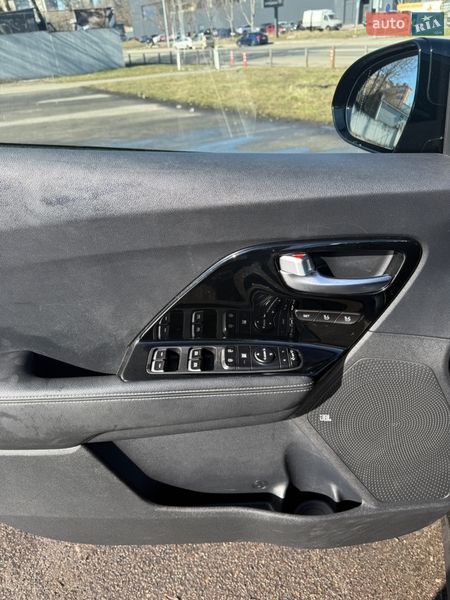 Внедорожник / Кроссовер Kia Niro 2019 в Киеве