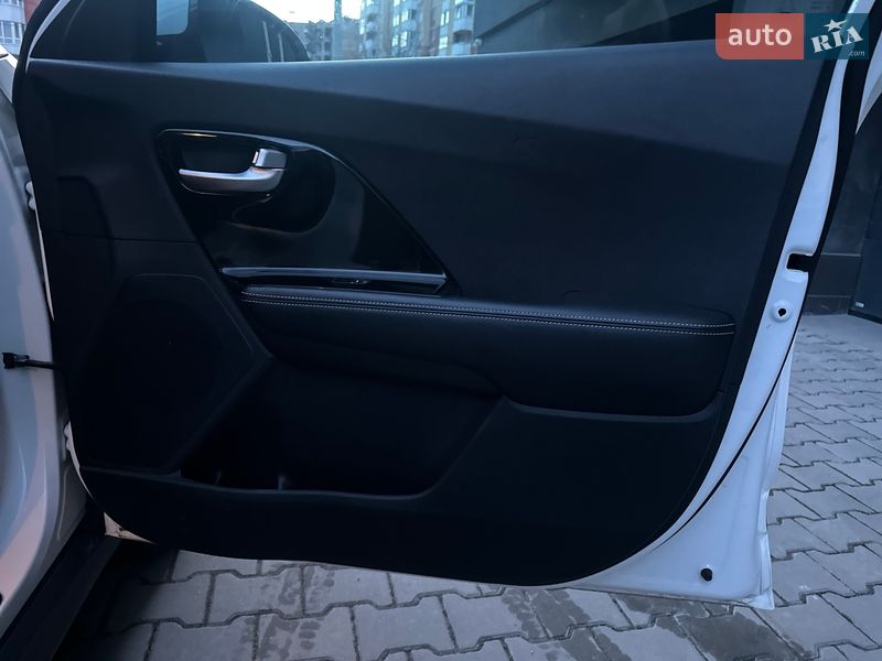 Внедорожник / Кроссовер Kia Niro 2021 в Тернополе