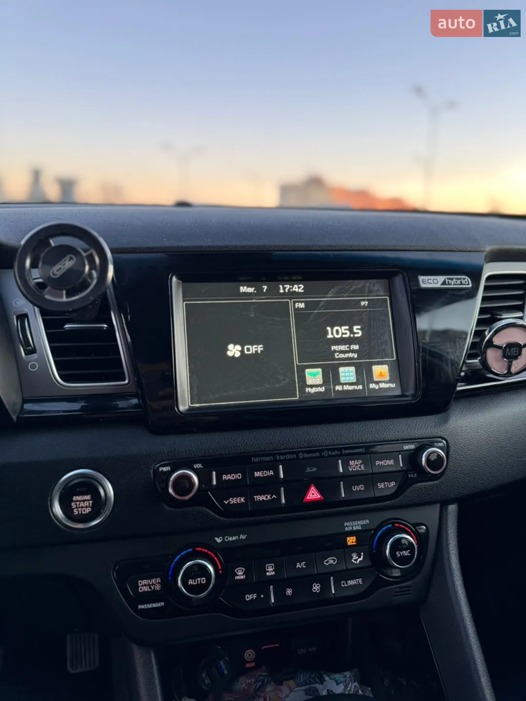 2017 Kia Niro - мініатюра 27