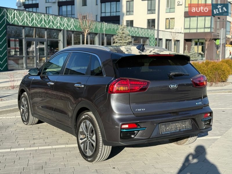 Позашляховик / Кросовер Kia Niro 2020 в Городку