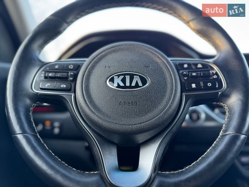 Внедорожник / Кроссовер Kia Niro 2020 в Стрые