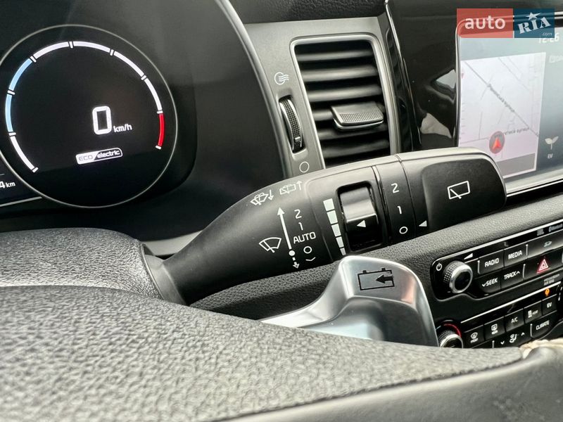 Внедорожник / Кроссовер Kia Niro 2019 в Ровно