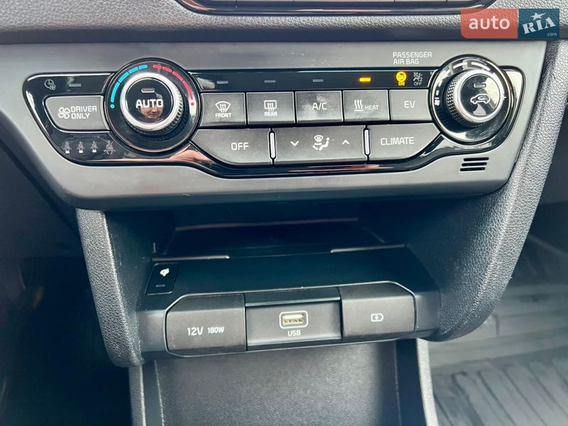 Внедорожник / Кроссовер Kia Niro 2019 в Ровно