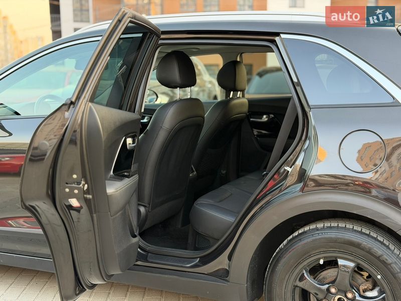 Внедорожник / Кроссовер Kia Niro 2017 в Львове