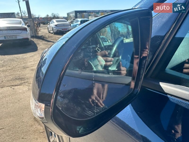 Внедорожник / Кроссовер Kia Niro 2020 в Киеве