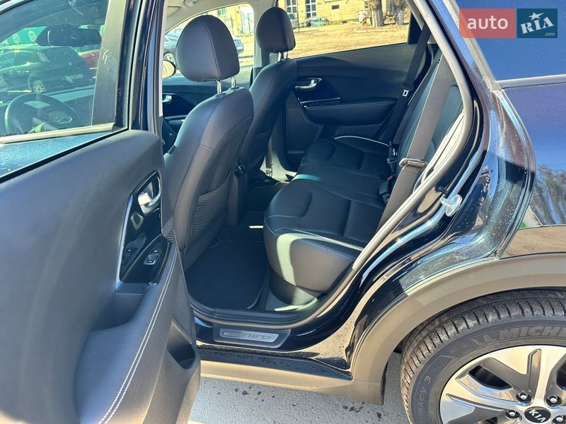 Внедорожник / Кроссовер Kia Niro 2020 в Киеве