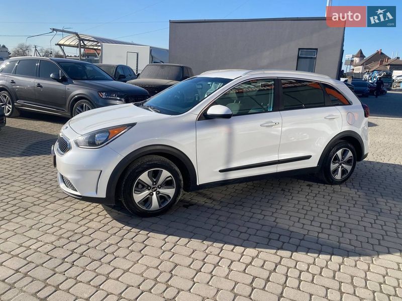 Внедорожник / Кроссовер Kia Niro 2018 в Львове
