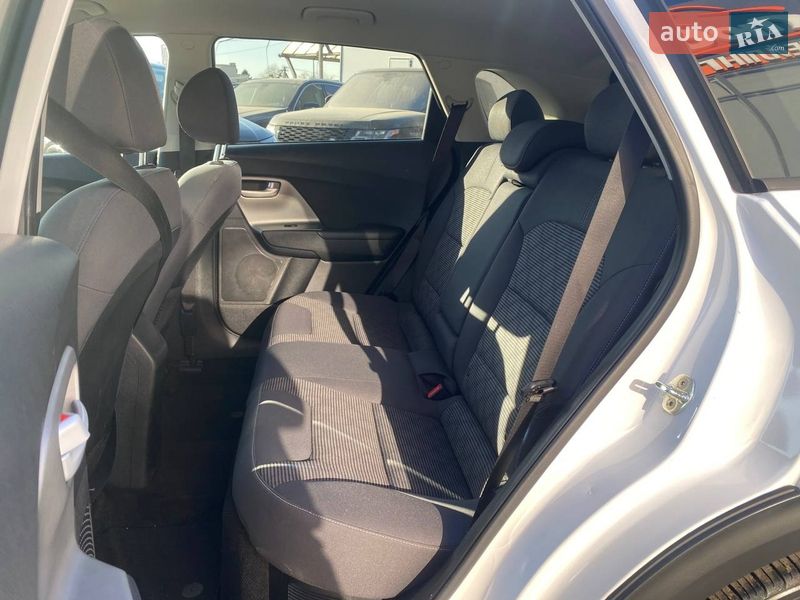 Внедорожник / Кроссовер Kia Niro 2018 в Львове