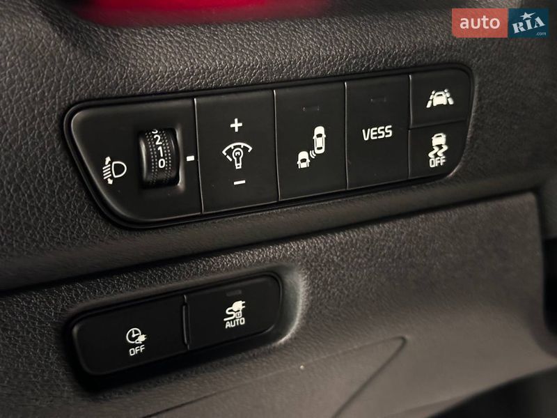 Позашляховик / Кросовер Kia Niro 2020 в Львові