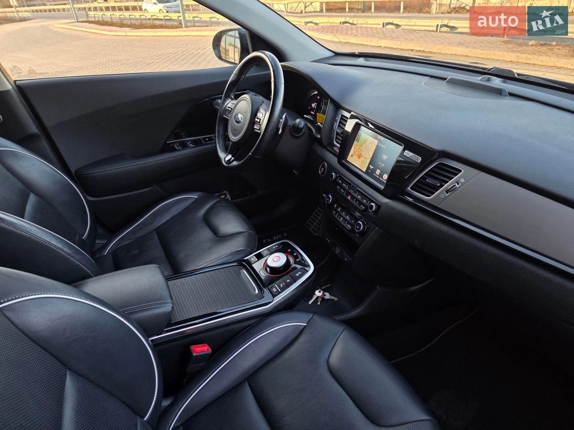 2018 Kia Niro - мініатюра 28