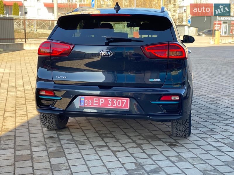 Позашляховик / Кросовер Kia Niro 2021 в Тернополі
