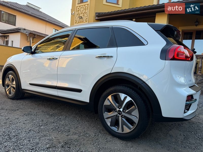 Внедорожник / Кроссовер Kia Niro 2021 в Львове