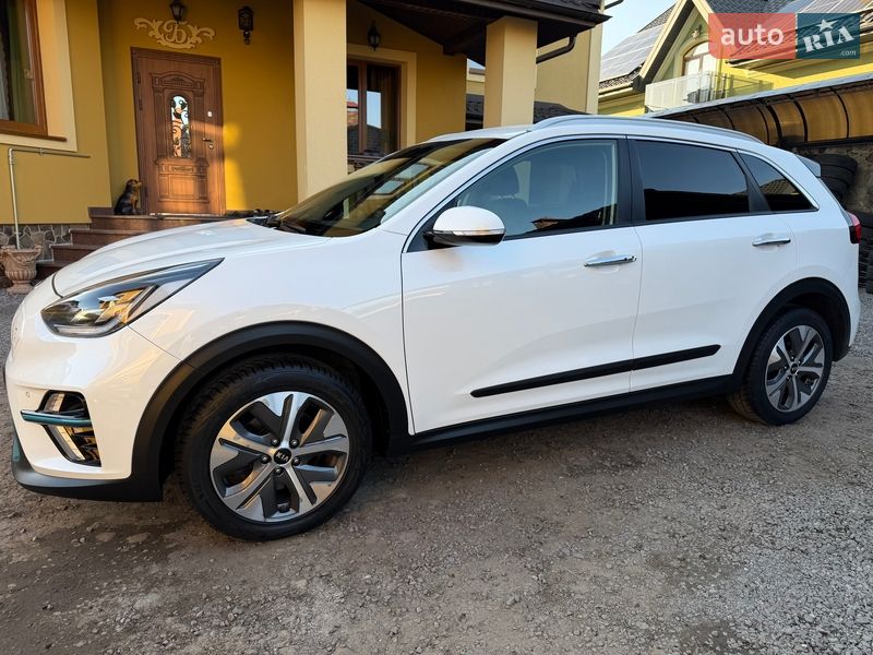 Внедорожник / Кроссовер Kia Niro 2021 в Львове