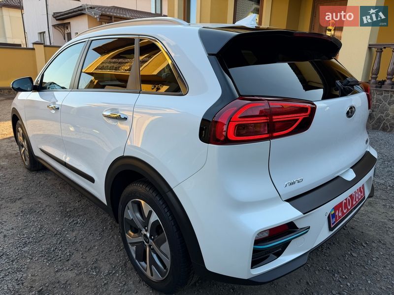 Внедорожник / Кроссовер Kia Niro 2021 в Львове