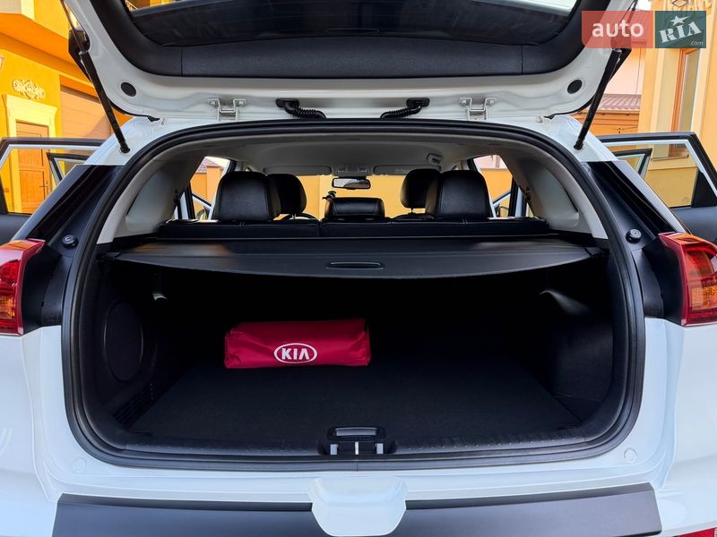Внедорожник / Кроссовер Kia Niro 2021 в Львове