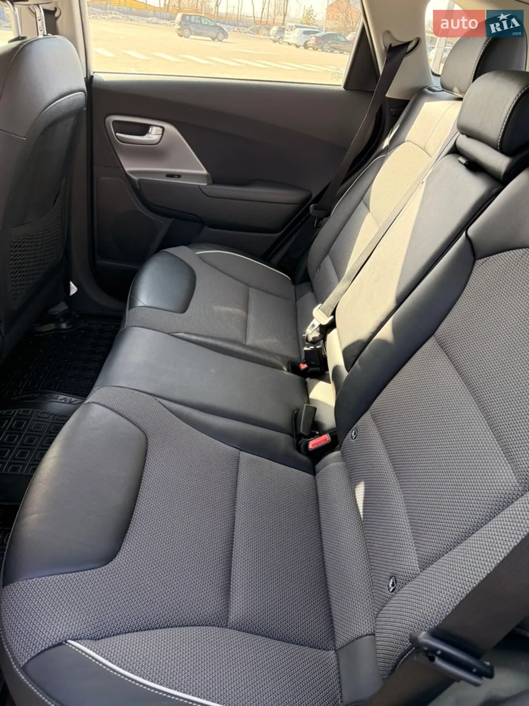 2020 Kia Niro - мініатюра 35