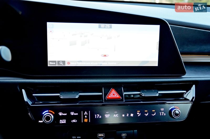 Позашляховик / Кросовер Kia Niro 2022 в Івано-Франківську