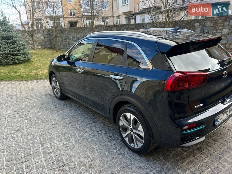 Внедорожник / Кроссовер Kia Niro 2020 в Самборе фото 7 Внедорожник / Кроссовер Kia Niro 2020 в Самборе