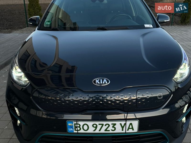 Позашляховик / Кросовер Kia Niro 2020 в Тернополі