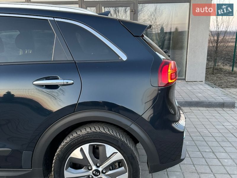 Позашляховик / Кросовер Kia Niro 2020 в Тернополі