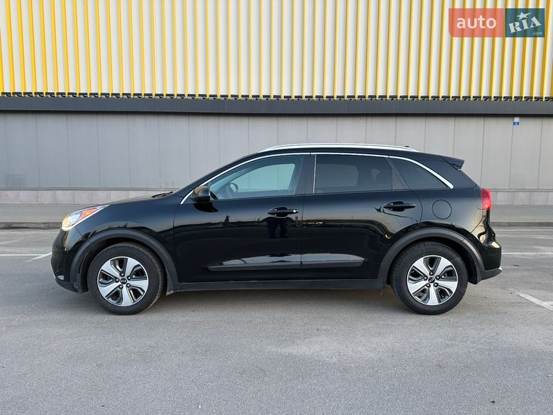 Внедорожник / Кроссовер Kia Niro 2018 в Киеве