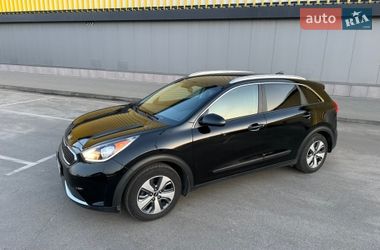 Внедорожник / Кроссовер Kia Niro 2018 в Киеве