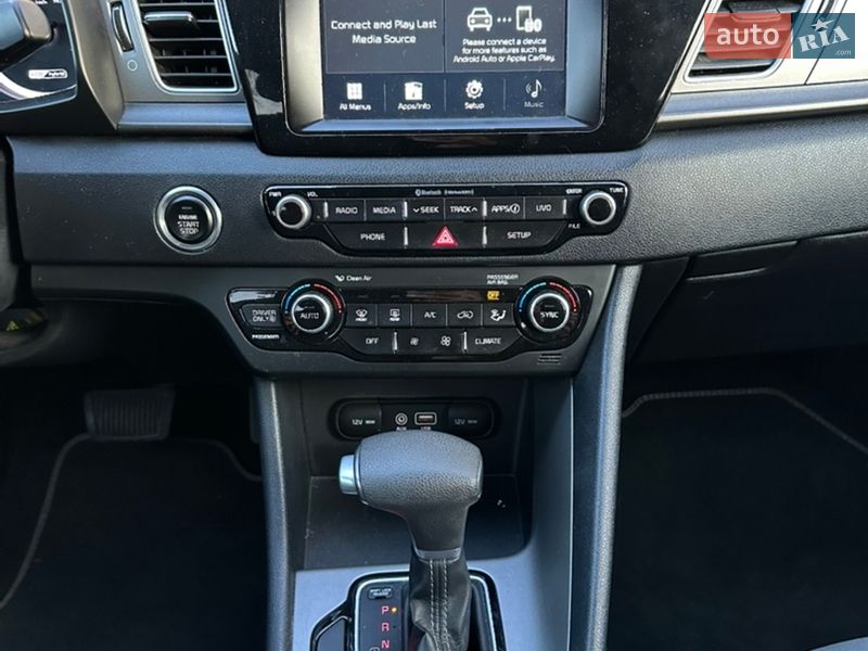Внедорожник / Кроссовер Kia Niro 2018 в Киеве