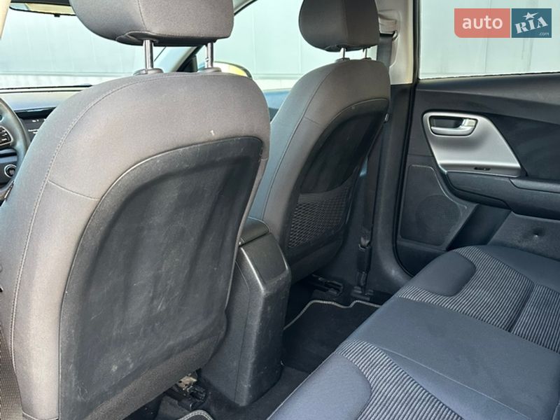 Внедорожник / Кроссовер Kia Niro 2018 в Киеве