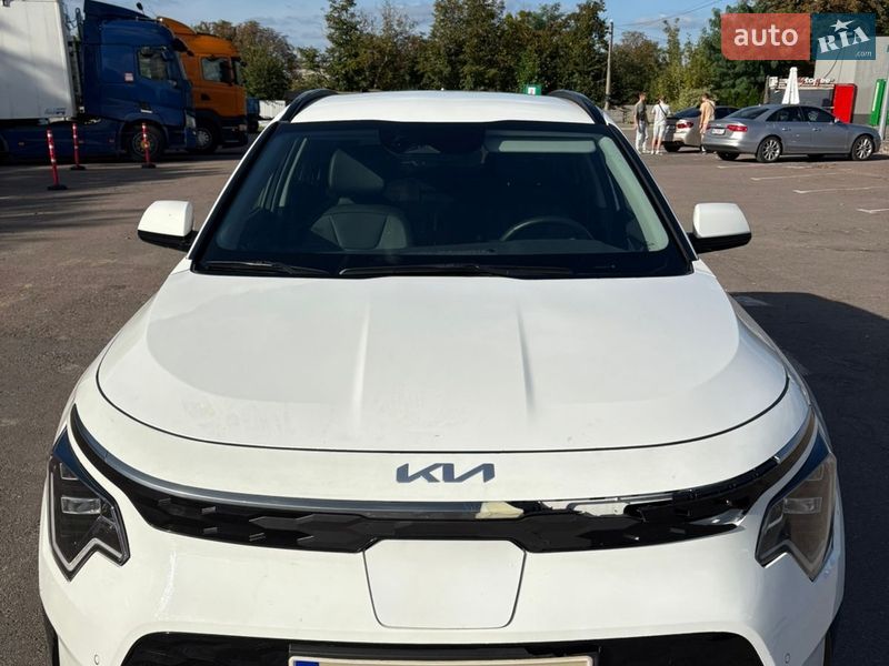 Внедорожник / Кроссовер Kia Niro 2023 в Ровно фото 7 Внедорожник / Кроссовер Kia Niro 2023 в Ровно