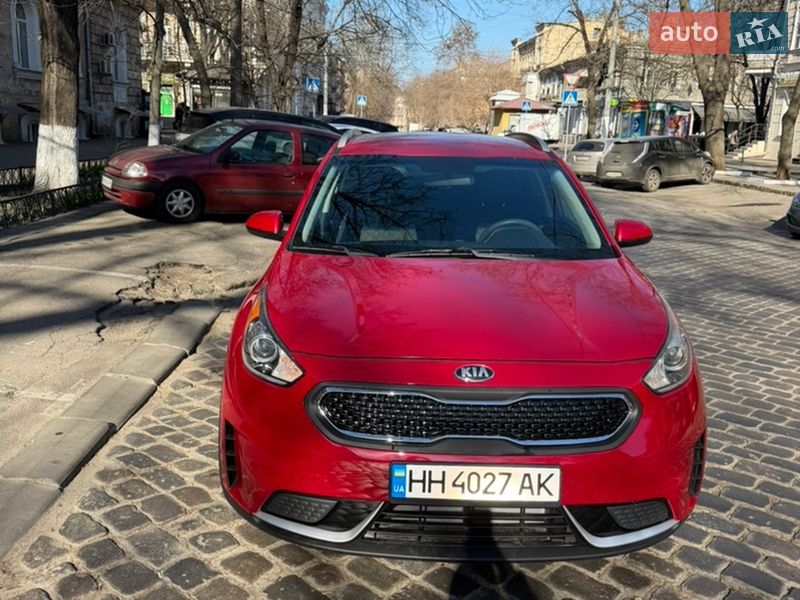Позашляховик / Кросовер Kia Niro 2018 в Одесі