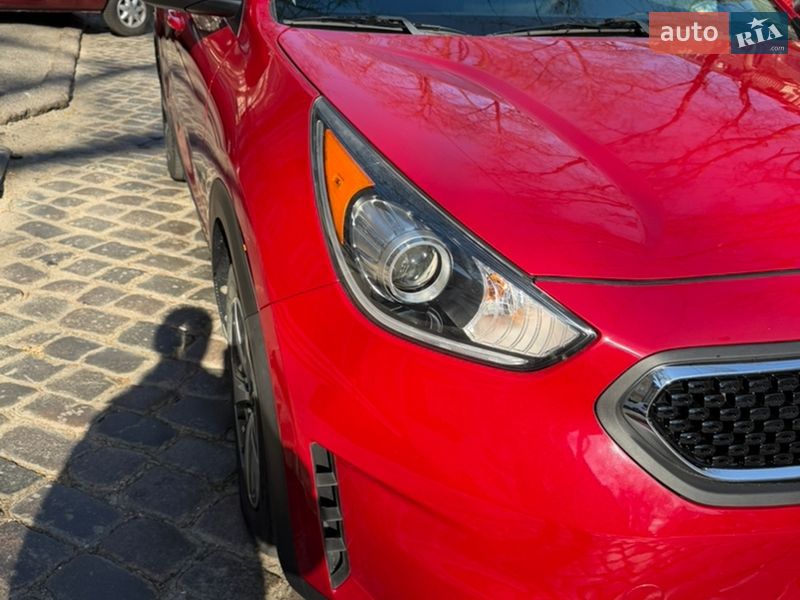 Позашляховик / Кросовер Kia Niro 2018 в Одесі