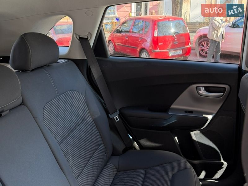 Позашляховик / Кросовер Kia Niro 2018 в Одесі