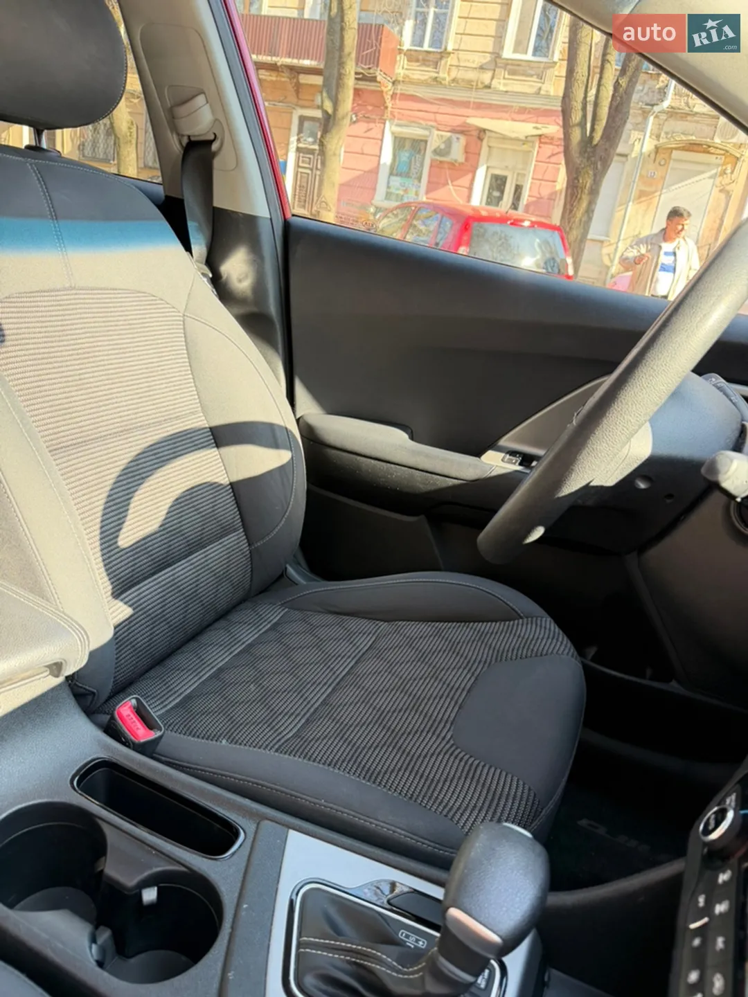 2018 Kia Niro - мініатюра 28