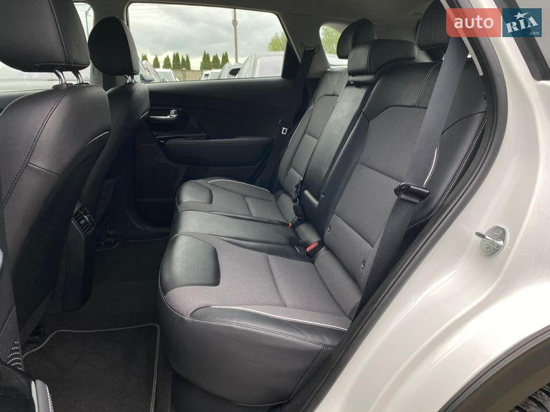 Внедорожник / Кроссовер Kia Niro 2020 в Львове