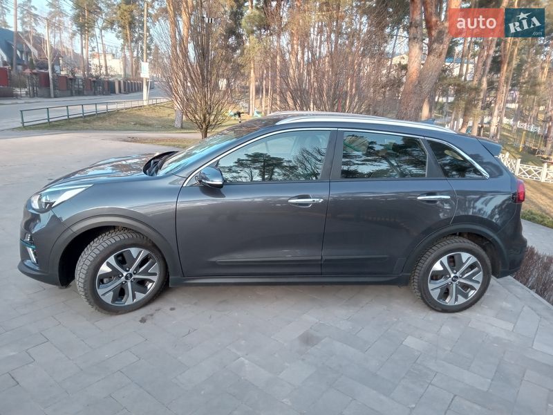 Позашляховик / Кросовер Kia Niro 2020 в Ірпені фото 7 Позашляховик / Кросовер Kia Niro 2020 в Ірпені