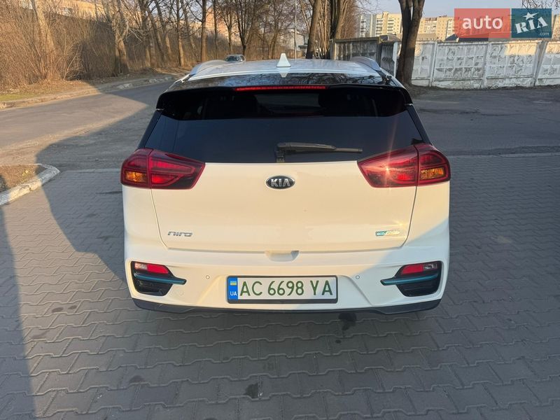 Внедорожник / Кроссовер Kia Niro 2020 в Луцке