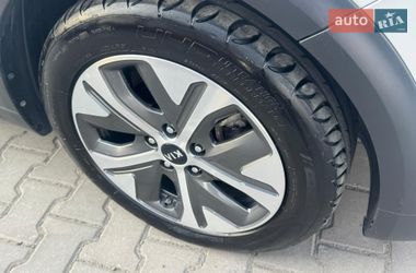 Внедорожник / Кроссовер Kia Niro 2020 в Луцке