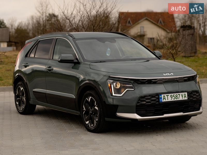 Внедорожник / Кроссовер Kia Niro 2023 в Ивано-Франковске
