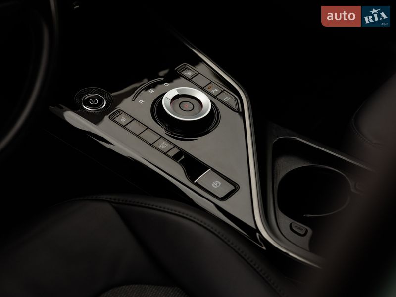 Внедорожник / Кроссовер Kia Niro 2023 в Ивано-Франковске