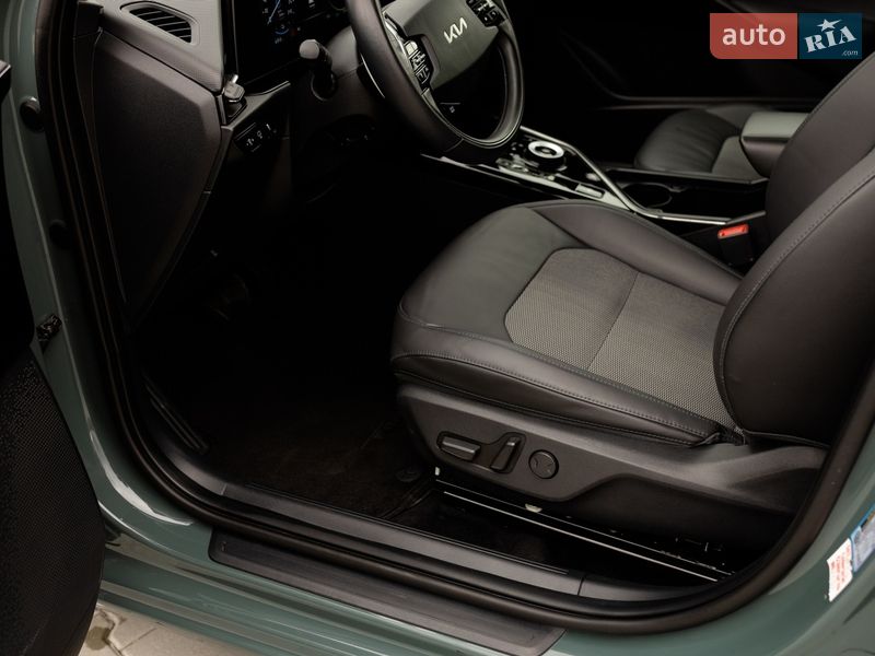 Внедорожник / Кроссовер Kia Niro 2023 в Ивано-Франковске