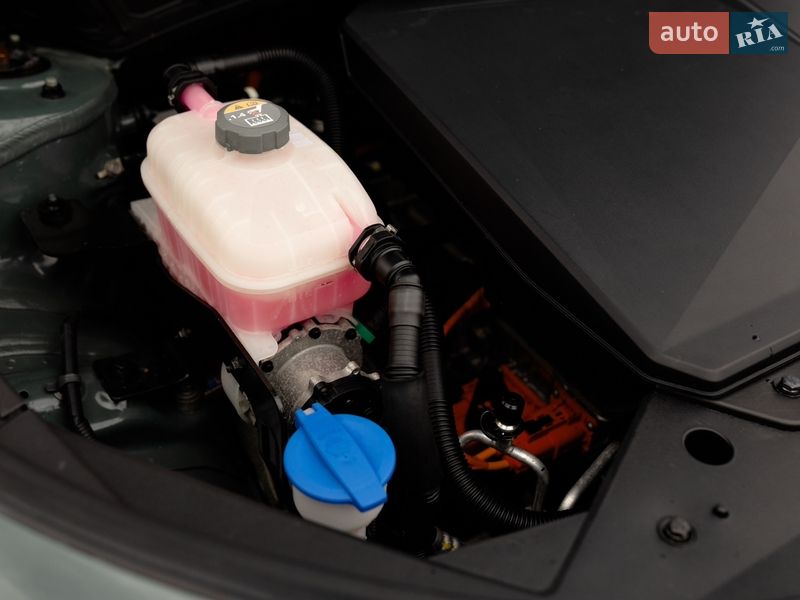 Внедорожник / Кроссовер Kia Niro 2023 в Ивано-Франковске