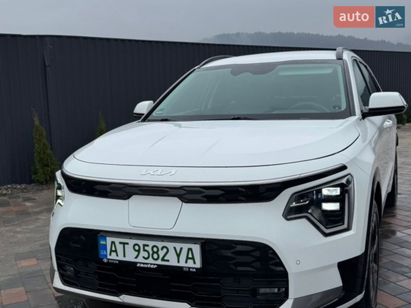 Внедорожник / Кроссовер Kia Niro 2023 в Долине