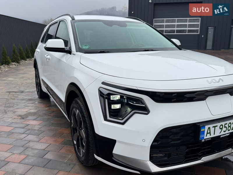 Внедорожник / Кроссовер Kia Niro 2023 в Долине