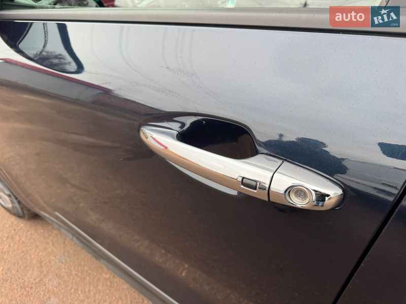 Внедорожник / Кроссовер Kia Niro 2020 в Бахмаче